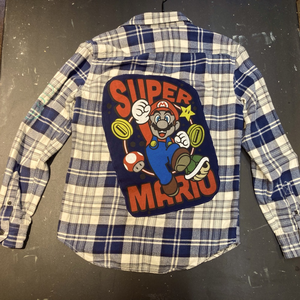 American Eagle/ super Mario